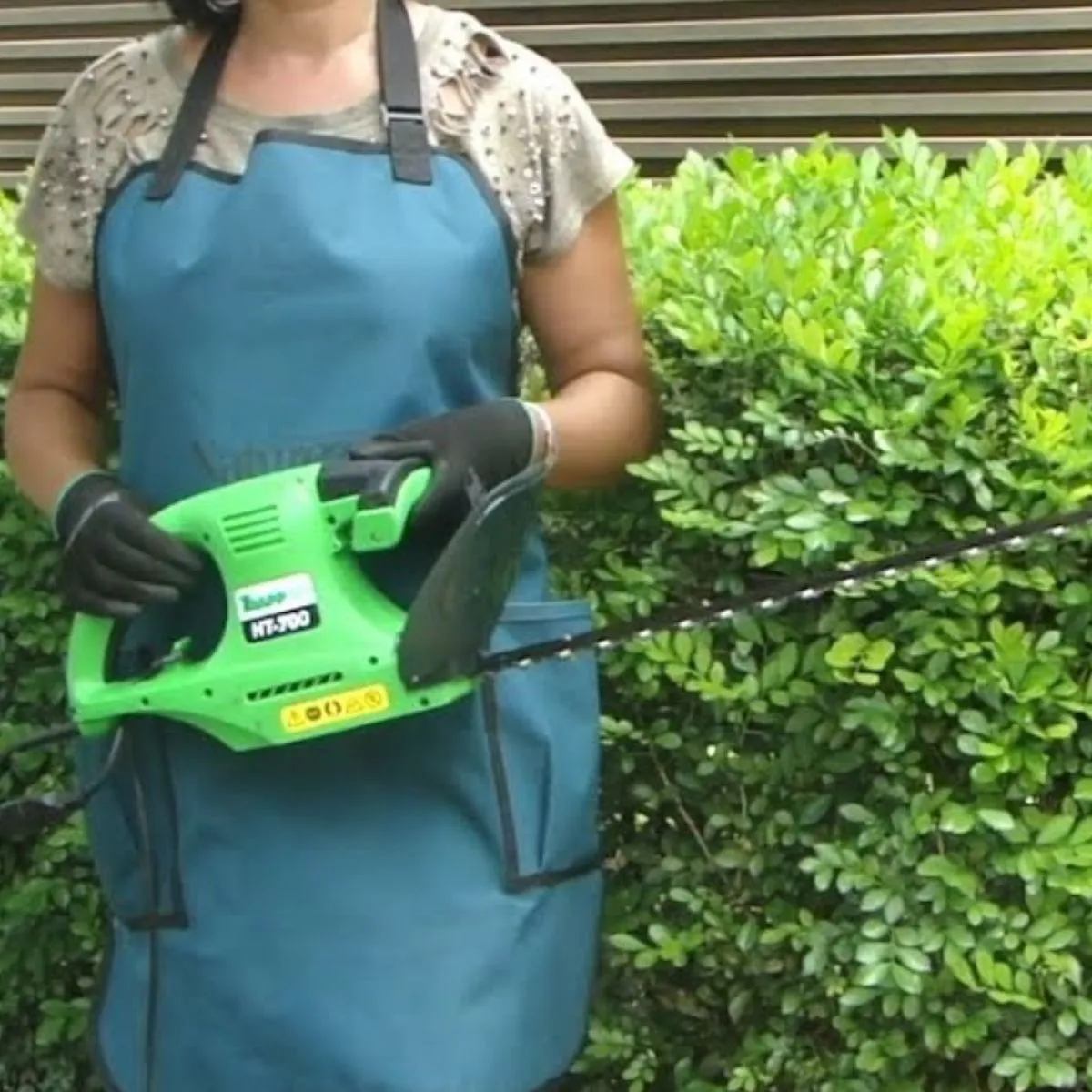 Aparador de Cerca-Viva elétrico HT-700 TRAPP 127v - Imagem 6